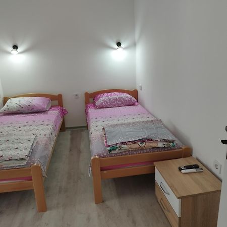 Apartmani 15 Cetinje Exterior photo