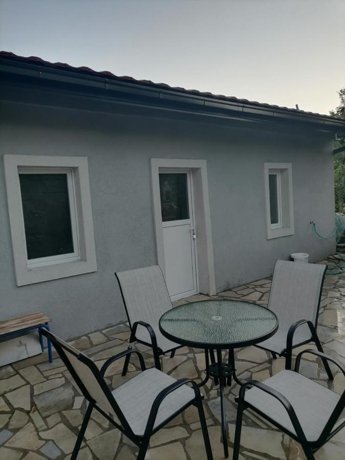 Apartmani 15 Cetinje Exterior photo