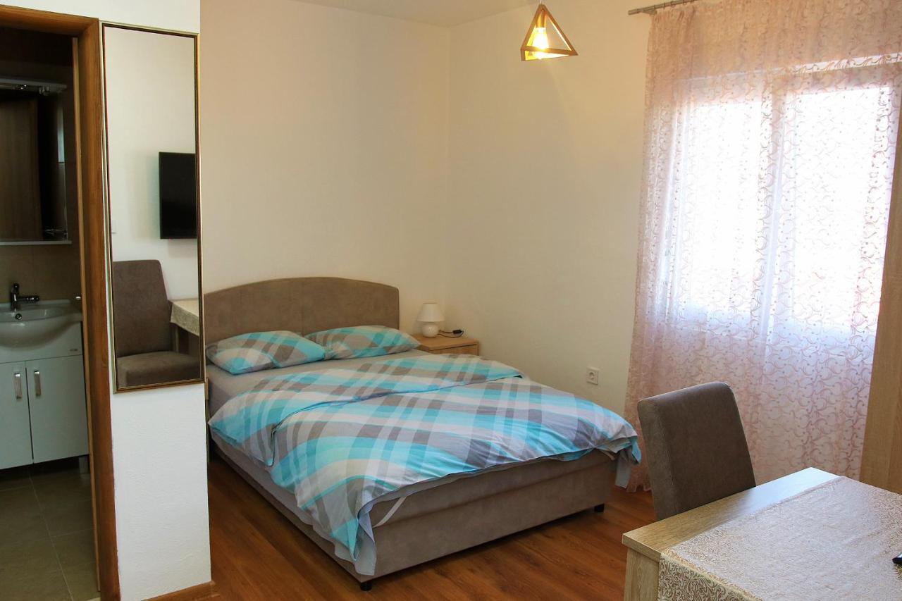 Apartmani 15 Cetinje Exterior photo