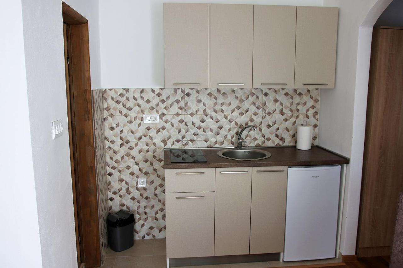 Apartmani 15 Cetinje Exterior photo